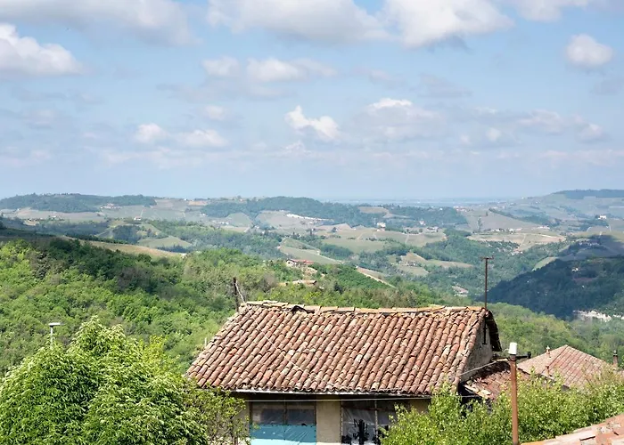 La Corte Di Langa Topazio Apartmán *